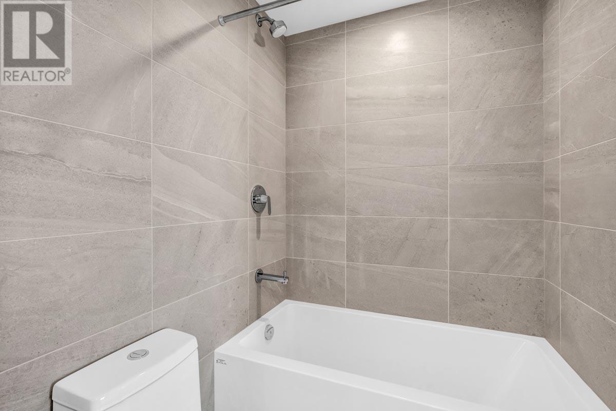Listing Picture 11 of 12 : 2205 2181 MADISON AVENUE, Burnaby / 本拿比 - 魯藝地產 Yvonne Lu Group - MLS Medallion Club Member