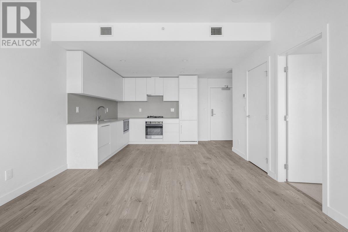 Listing Picture 4 of 12 : 2205 2181 MADISON AVENUE, Burnaby / 本拿比 - 魯藝地產 Yvonne Lu Group - MLS Medallion Club Member