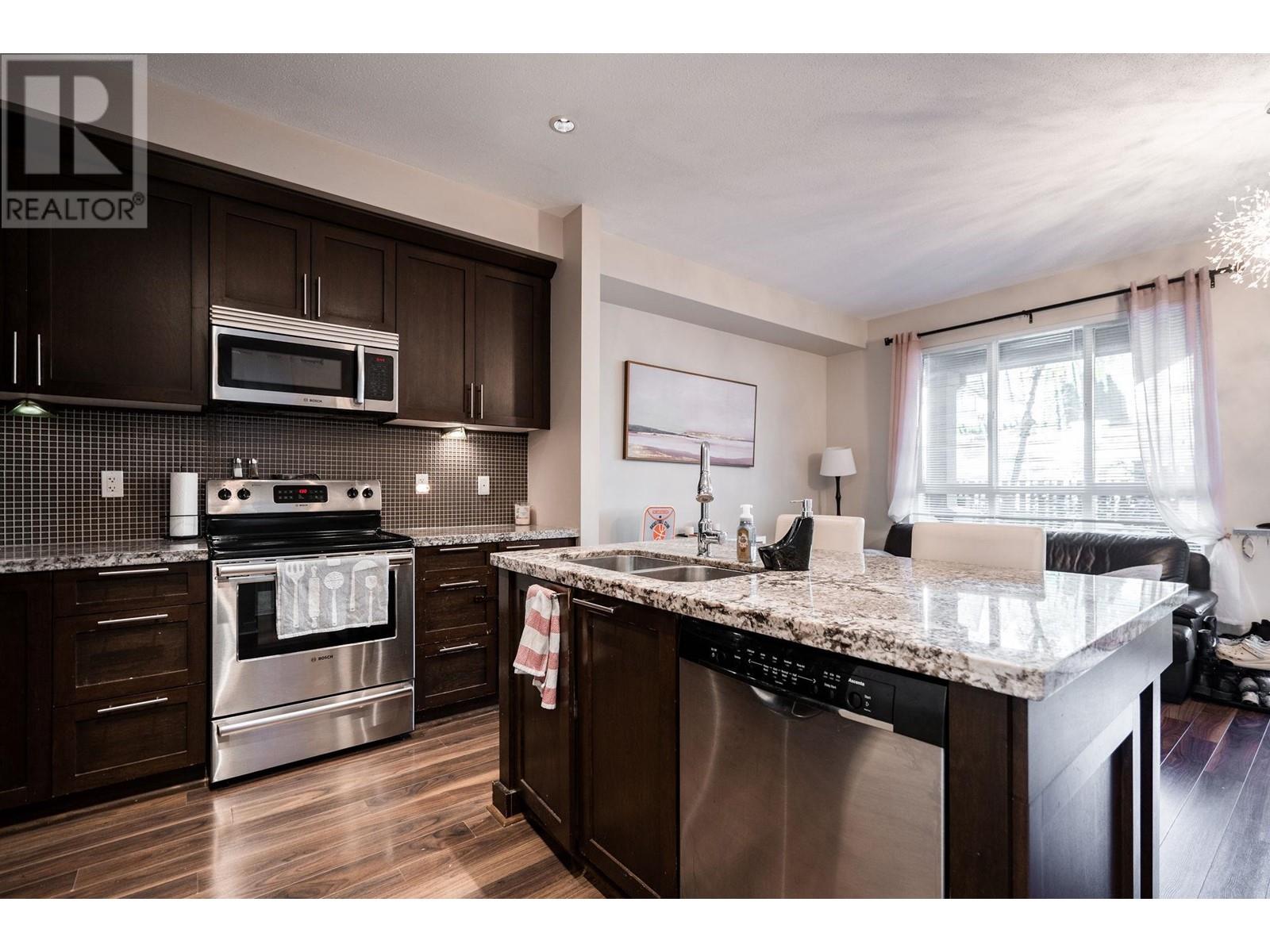 106 1480 Southview Street, Coquitlam, British Columbia  V3E 0G5 - Photo 11 - R2967730