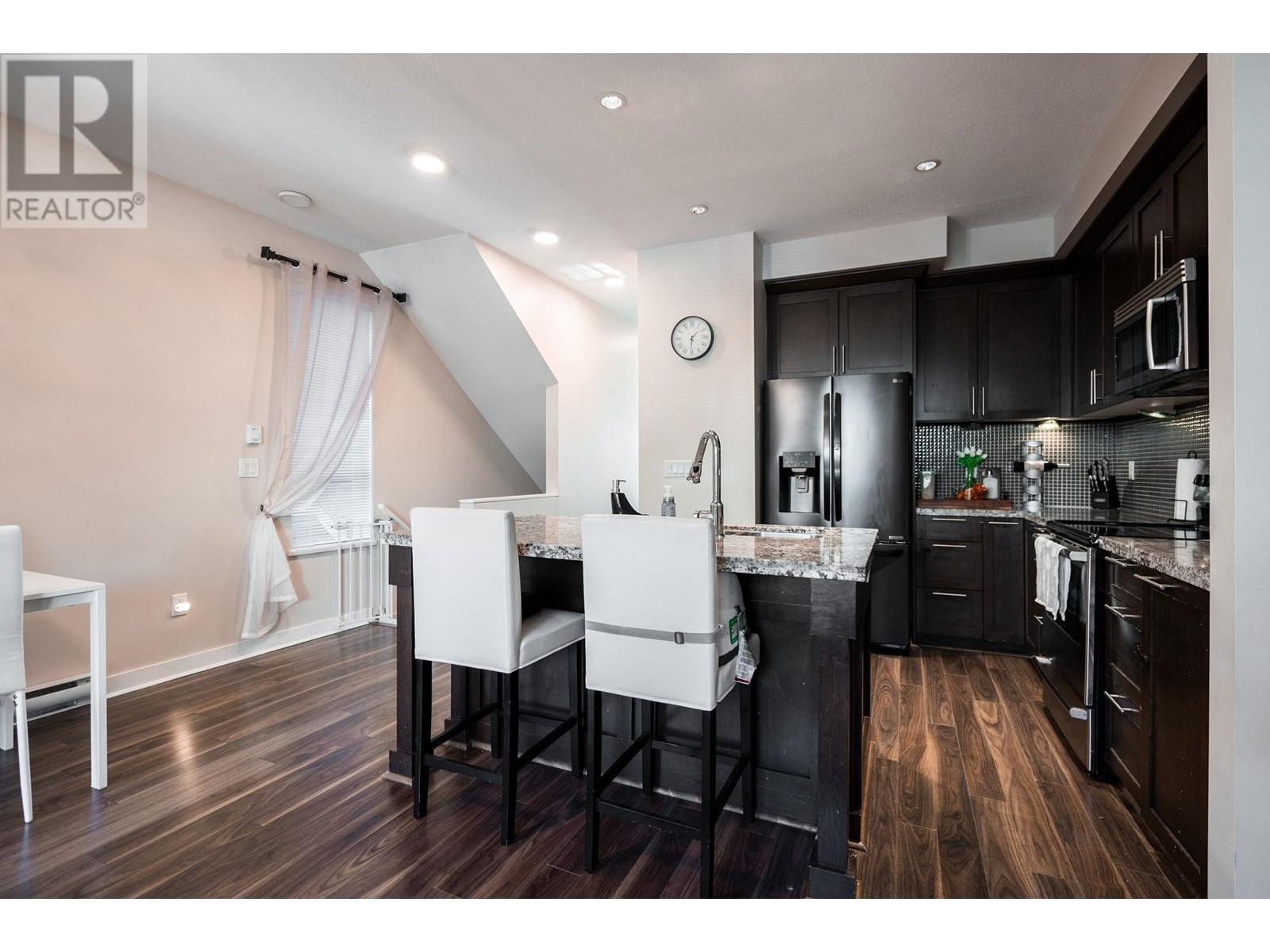 106 1480 Southview Street, Coquitlam, British Columbia  V3E 0G5 - Photo 12 - R2967730