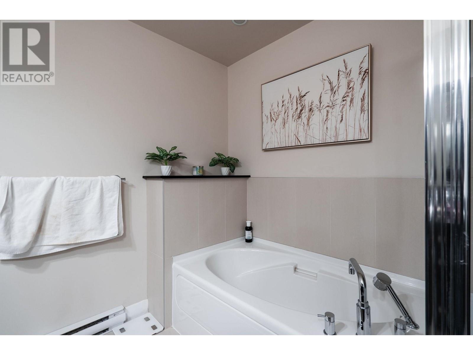 106 1480 Southview Street, Coquitlam, British Columbia  V3E 0G5 - Photo 26 - R2967730