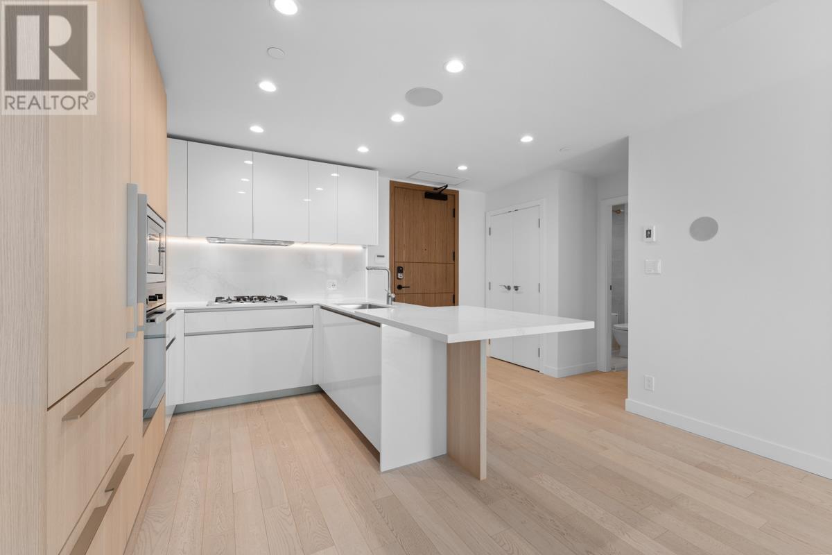 Listing Picture 3 of 39 : 416 6811 PEARSON WAY, Richmond / 烈治文 - 魯藝地產 Yvonne Lu Group - MLS Medallion Club Member