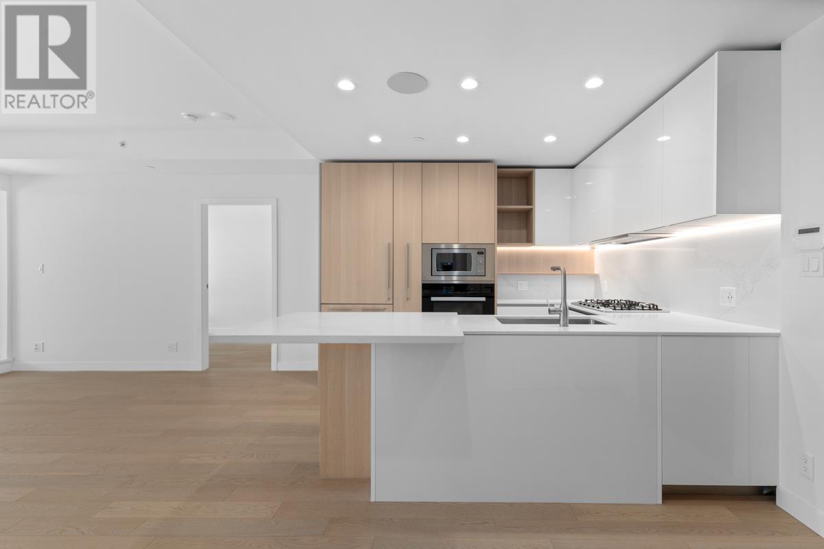 Listing Picture 4 of 39 : 416 6811 PEARSON WAY, Richmond / 烈治文 - 魯藝地產 Yvonne Lu Group - MLS Medallion Club Member
