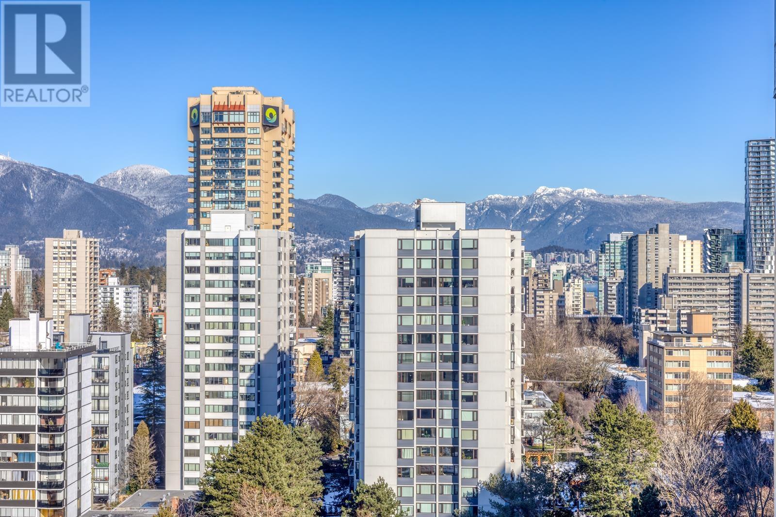 Listing Picture 28 of 35 : 1606 1221 BIDWELL STREET, Vancouver / 溫哥華 - 魯藝地產 Yvonne Lu Group - MLS Medallion Club Member