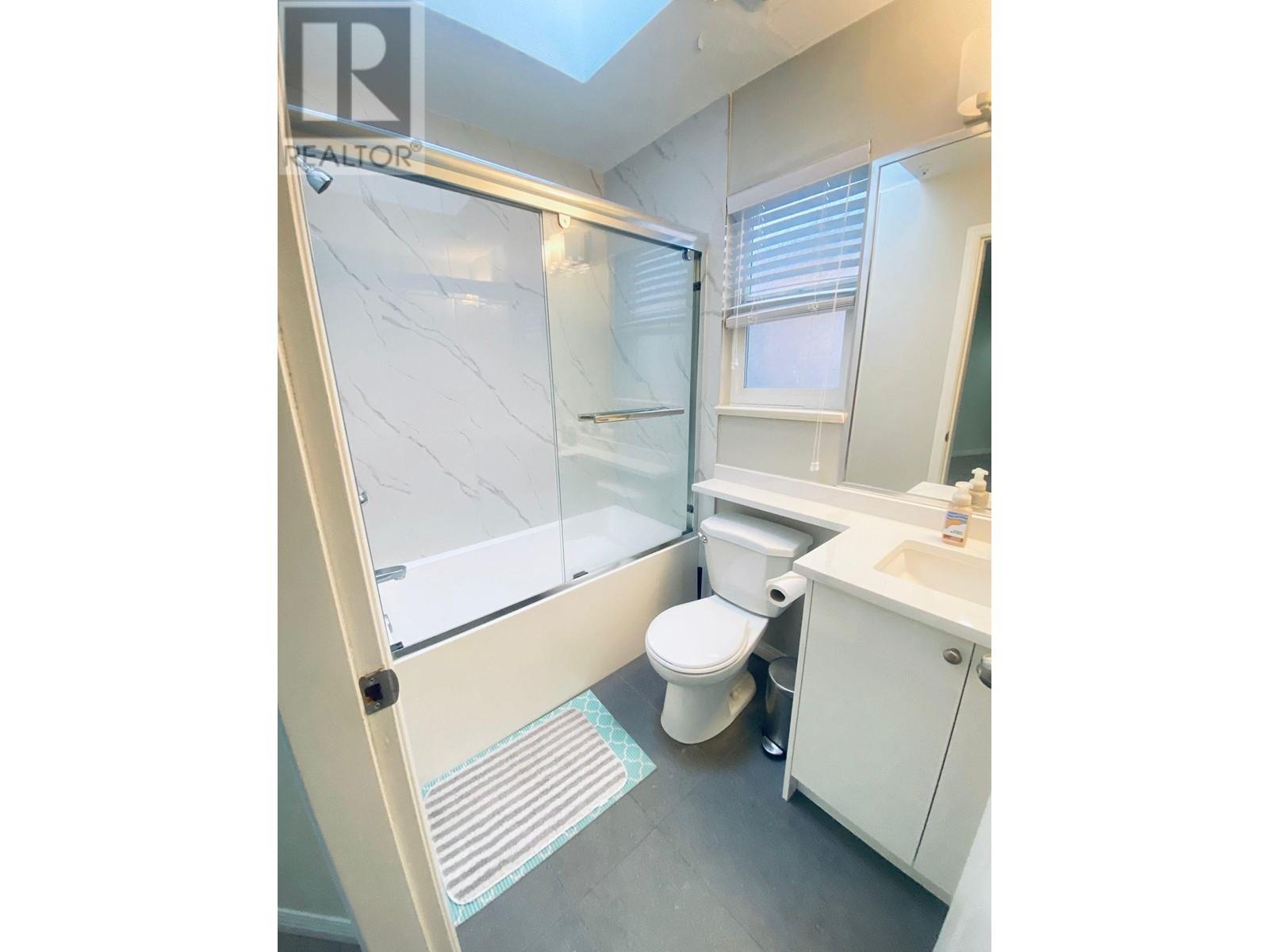 2178 E 49th Avenue, Vancouver, British Columbia  V5P 1T7 - Photo 9 - R2967719