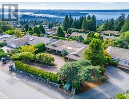 1390 CHARTWELL DRIVE, West Vancouver, British Columbia