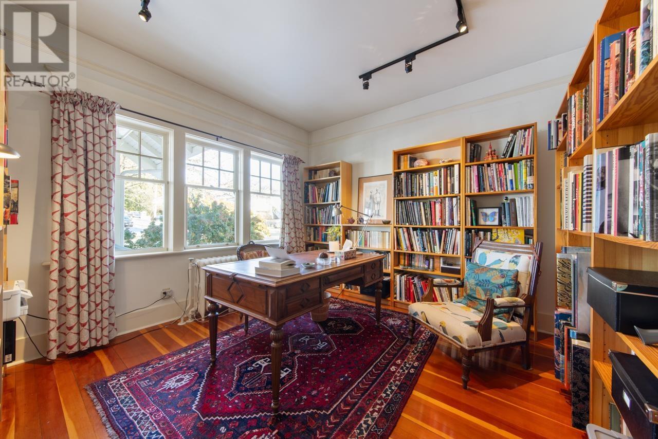 Listing Picture 5 of 32 : 396 E 47TH AVENUE, Vancouver / 溫哥華 - 魯藝地產 Yvonne Lu Group - MLS Medallion Club Member