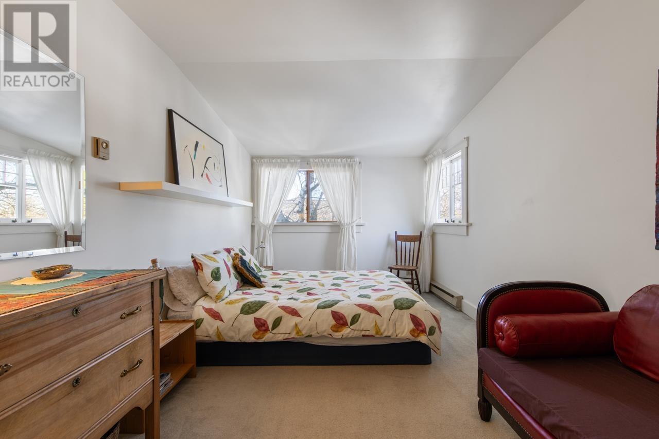 Listing Picture 7 of 32 : 396 E 47TH AVENUE, Vancouver / 溫哥華 - 魯藝地產 Yvonne Lu Group - MLS Medallion Club Member