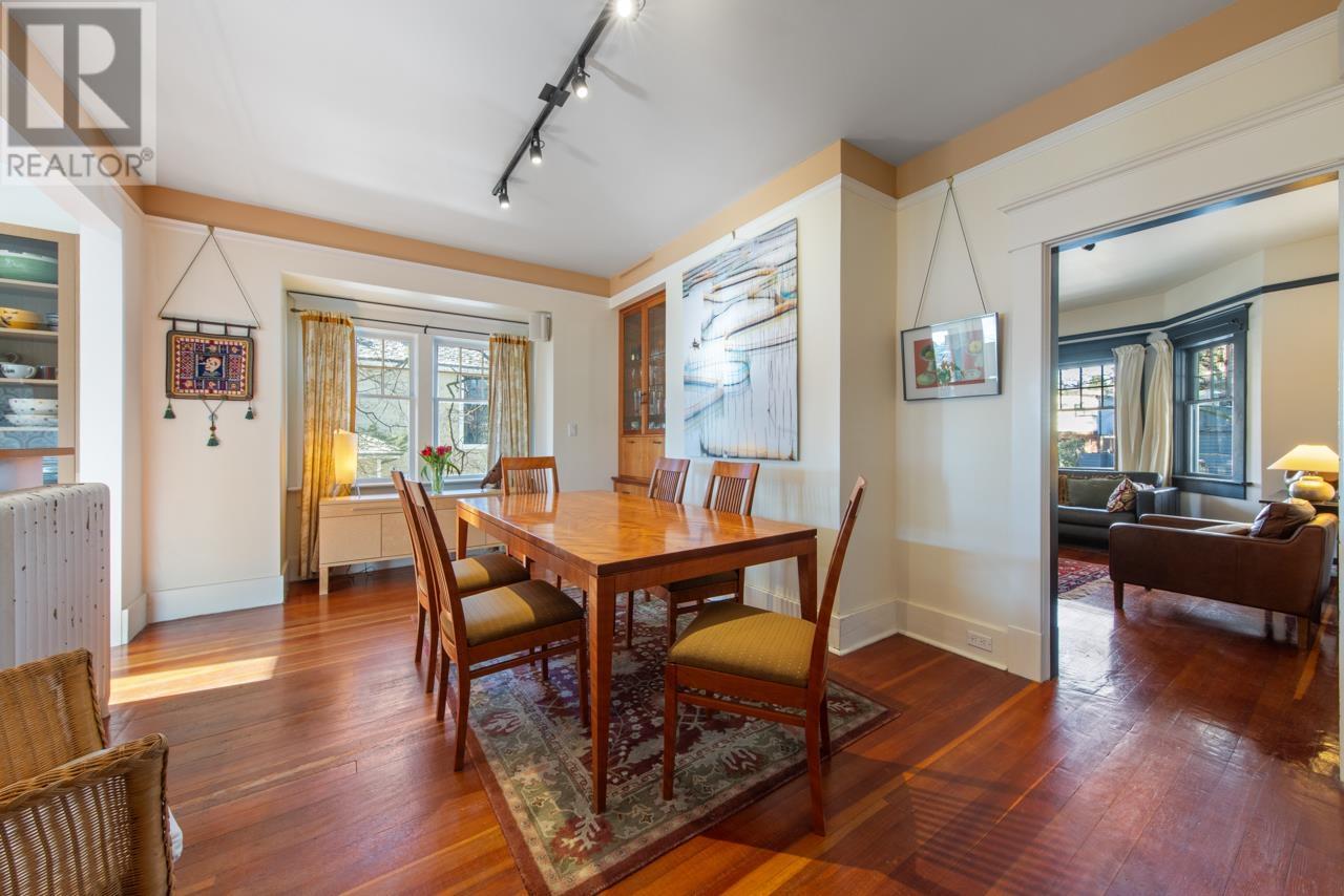 Listing Picture 9 of 32 : 396 E 47TH AVENUE, Vancouver / 溫哥華 - 魯藝地產 Yvonne Lu Group - MLS Medallion Club Member