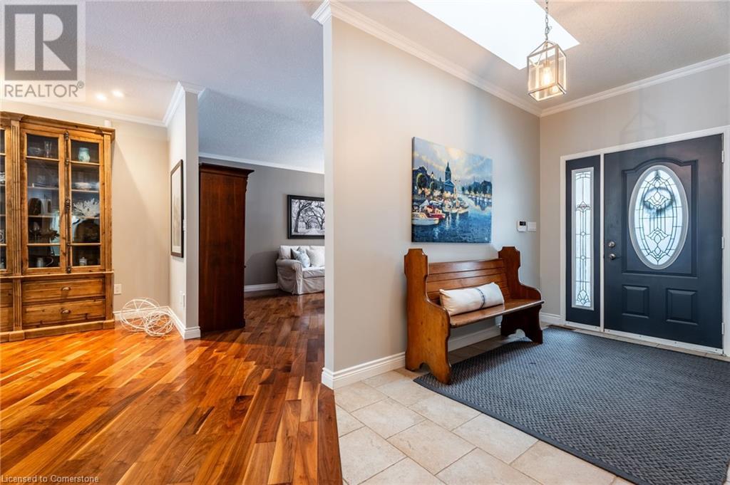 Property at 715 ROBSON Road image 5