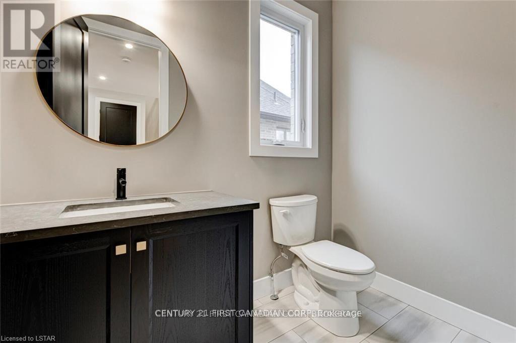129 Aspen Circle, Thames Centre, Ontario  N0M 2P0 - Photo 11 - X11933342