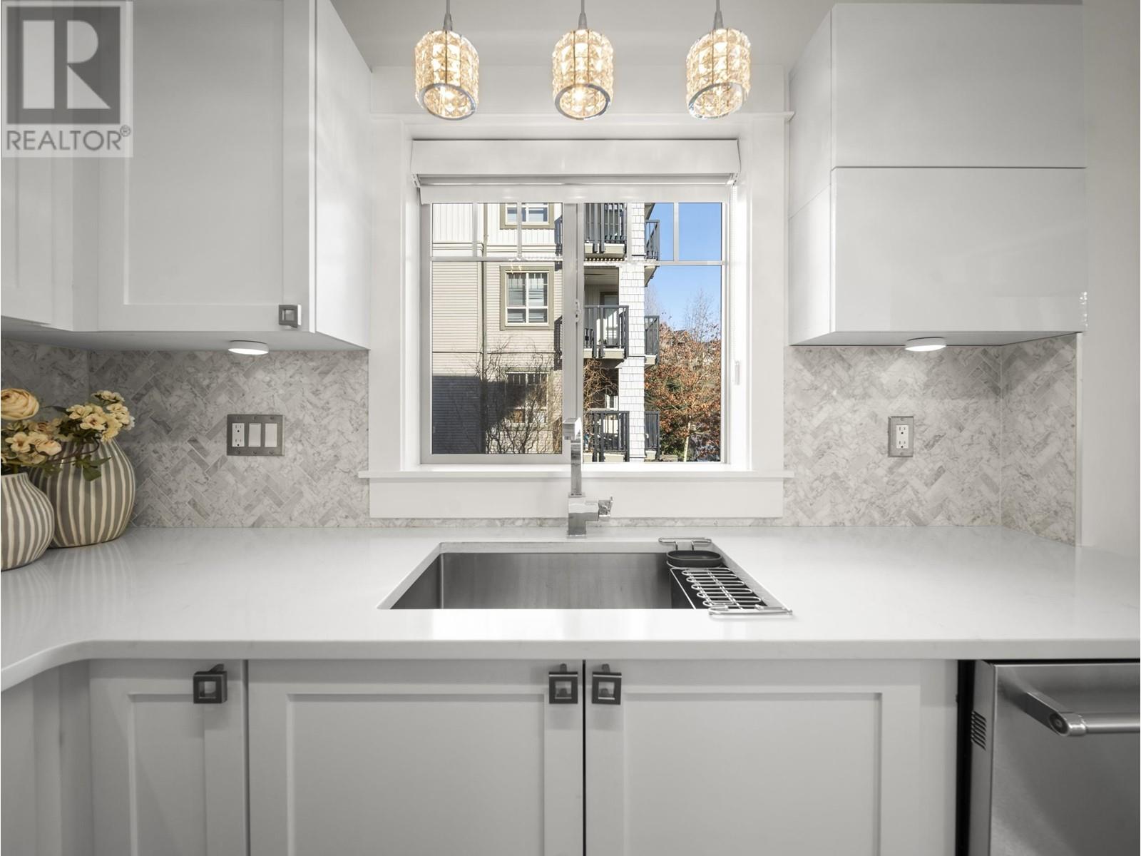 311 2951 Silver Springs Boulevard, Coquitlam, British Columbia  V3E 3S4 - Photo 16 - R2967575