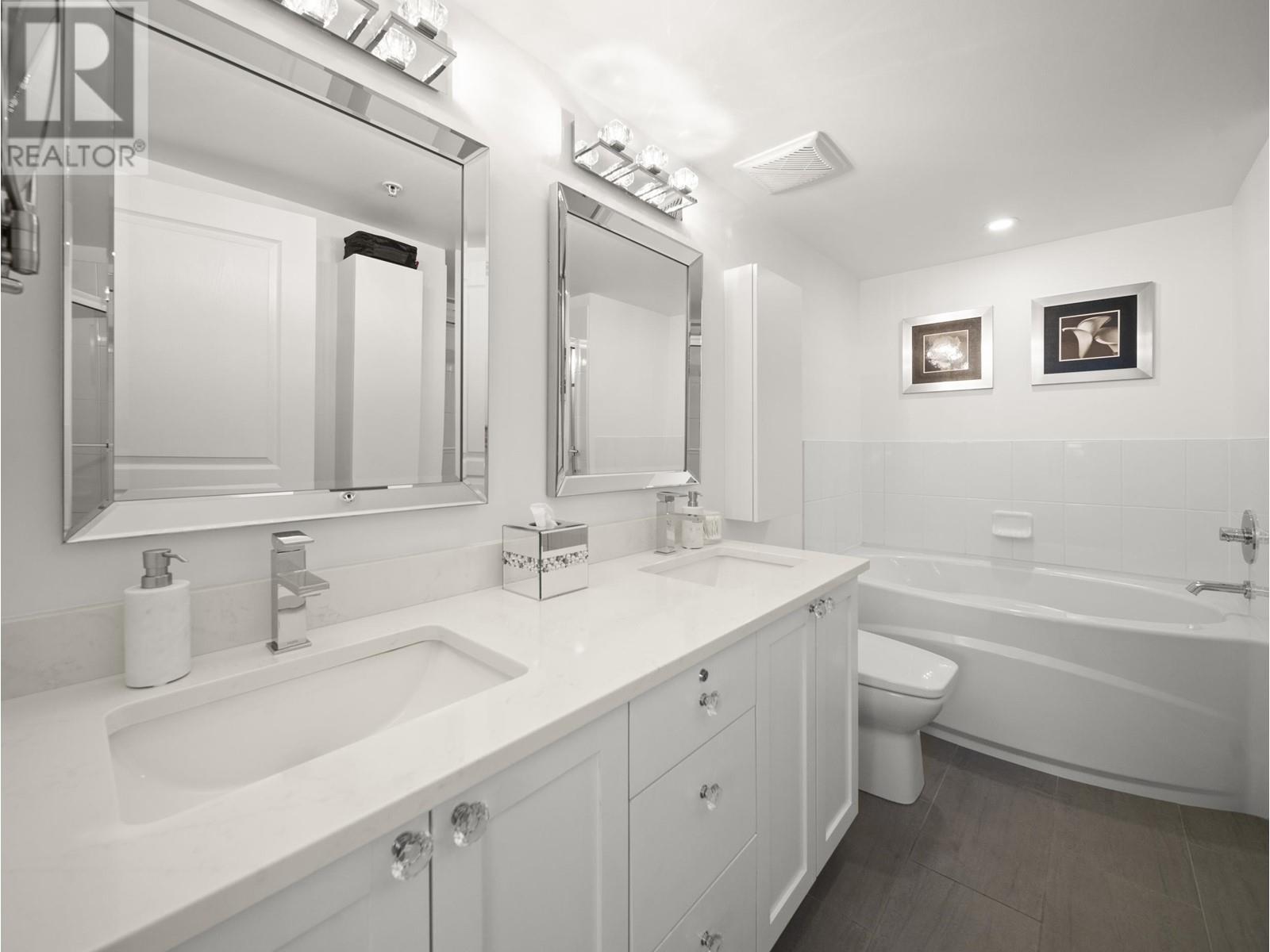 311 2951 Silver Springs Boulevard, Coquitlam, British Columbia  V3E 3S4 - Photo 32 - R2967575