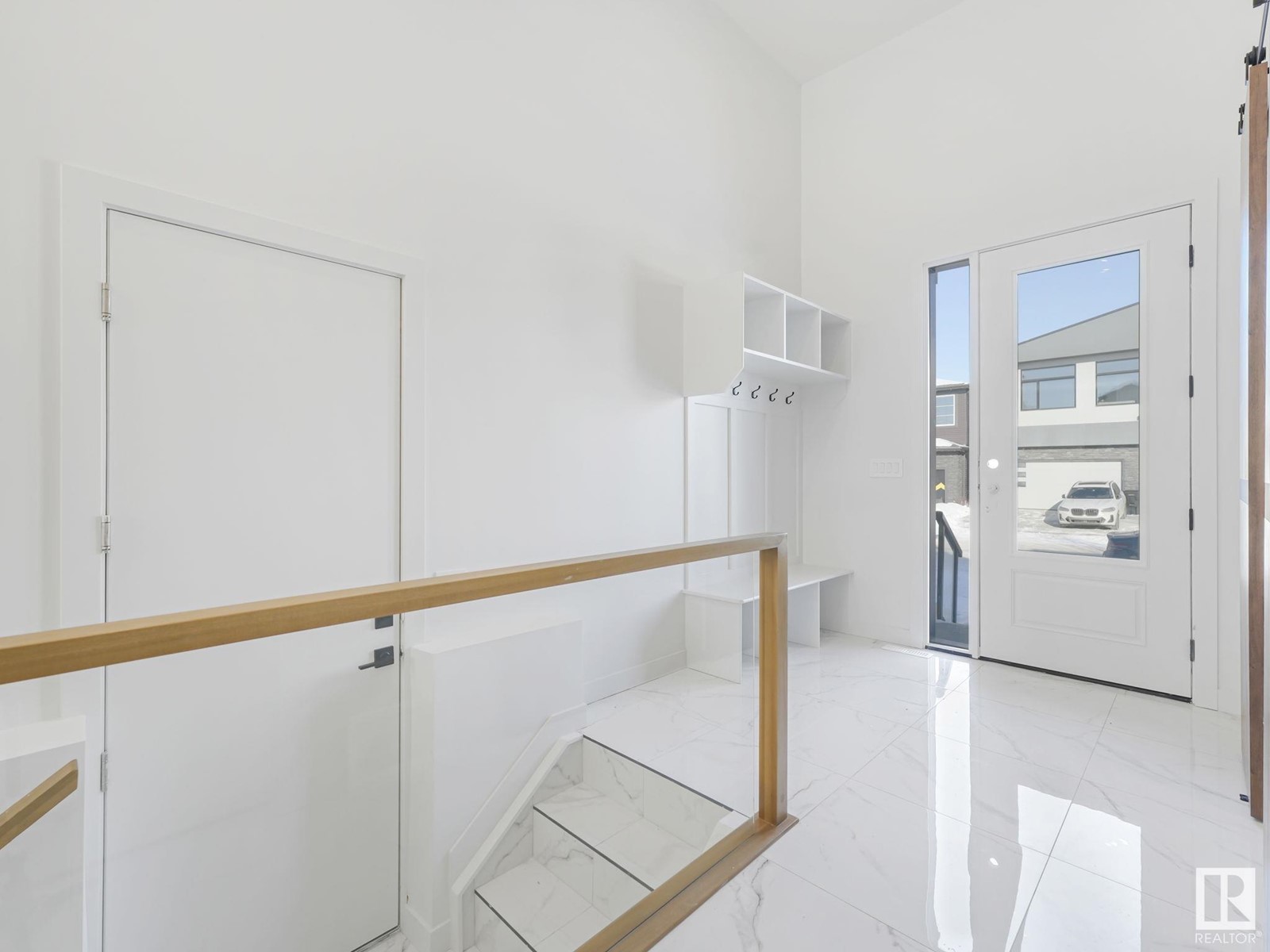 Property at 6243 King Vista SW image 3