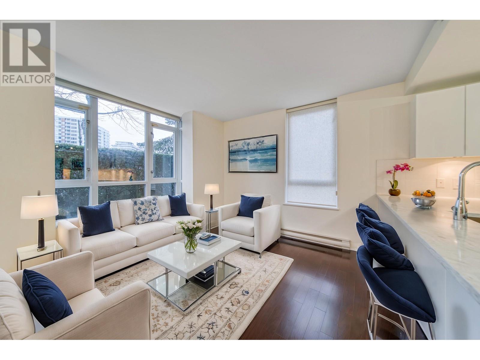 Listing Picture 4 of 30 : 5 7555 ALDERBRIDGE WAY, Richmond / 烈治文 - 魯藝地產 Yvonne Lu Group - MLS Medallion Club Member
