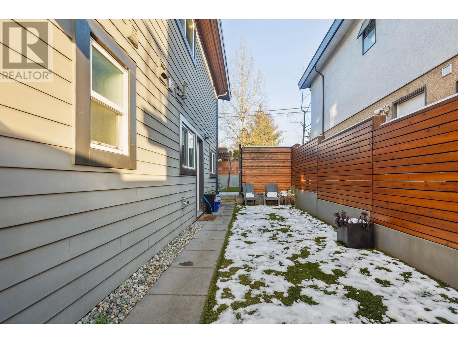 Listing Picture 38 of 40 : 4490 HARRIET STREET, Vancouver / 溫哥華 - 魯藝地產 Yvonne Lu Group - MLS Medallion Club Member