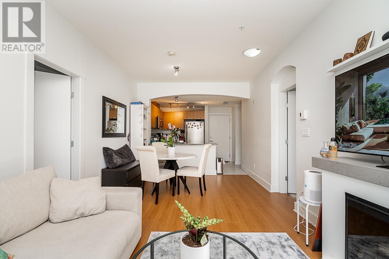 316 7418 Byrnepark Walk, Burnaby, British Columbia  V3N 0B3 - Photo 11 - R2967512