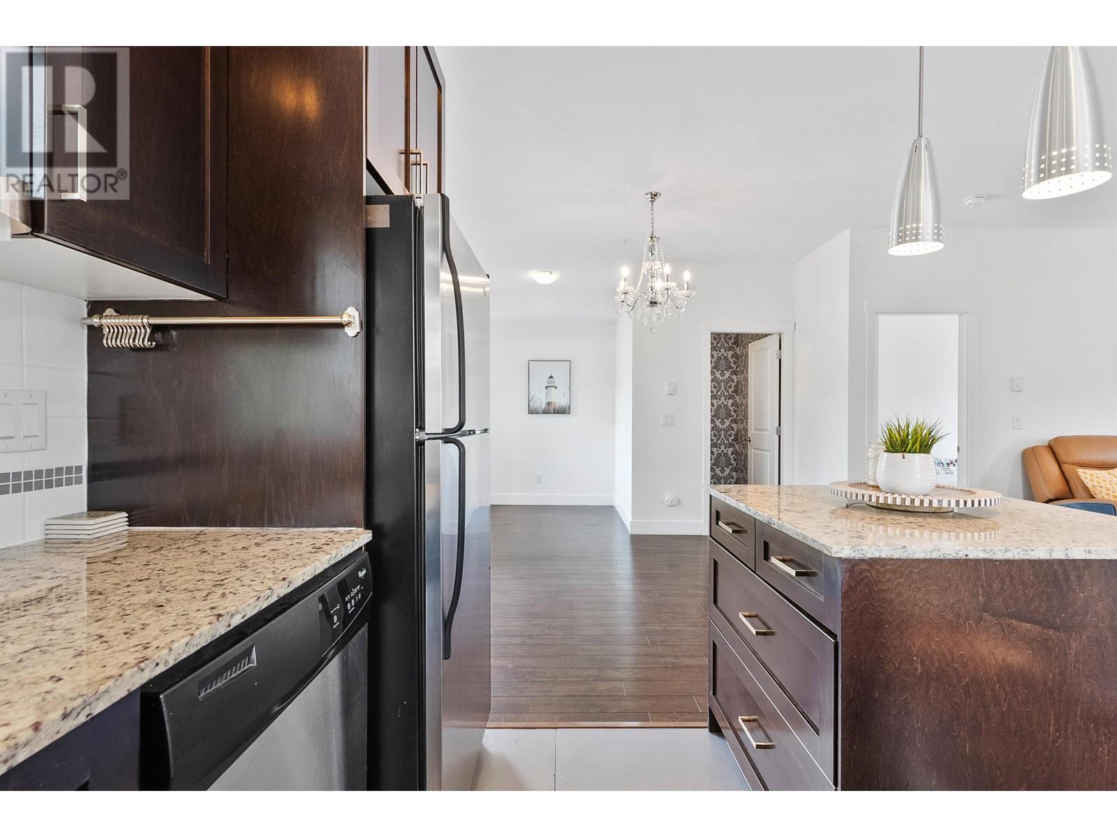 14 2183 Prairie Avenue, Port Coquitlam, British Columbia  V3B 1V6 - Photo 13 - R2967411
