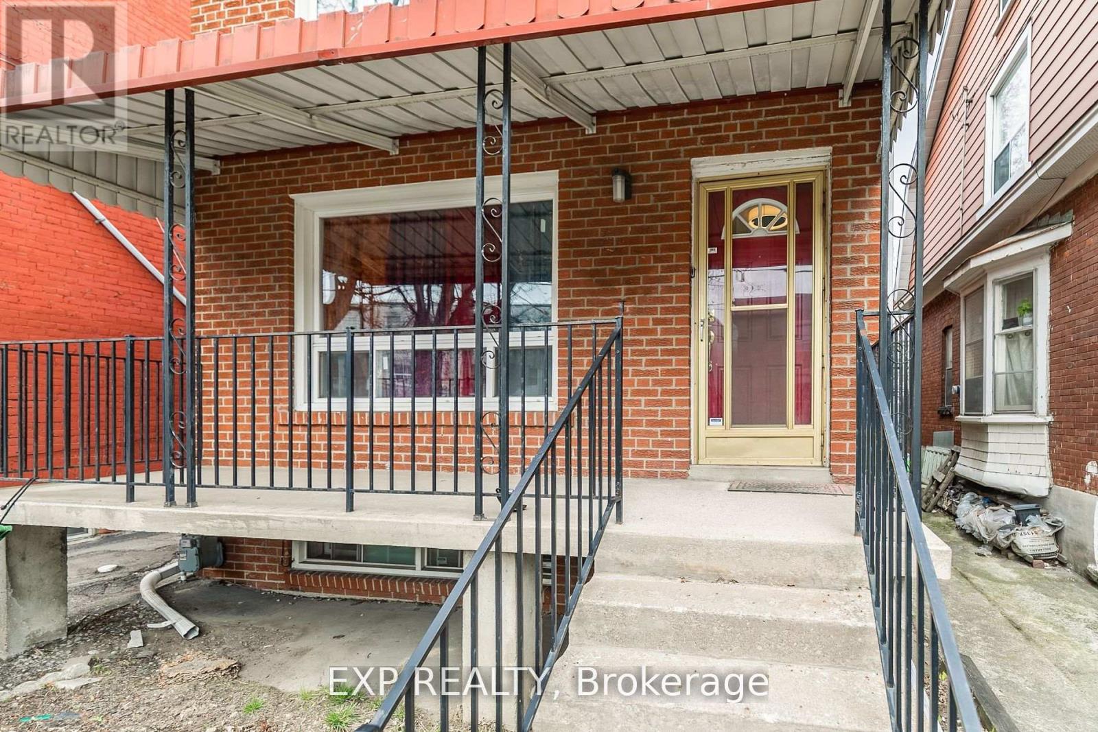 D - 903.5 Bathurst Street, Toronto (Annex), Ontario  M5R 3G4 - Photo 3 - C11977400