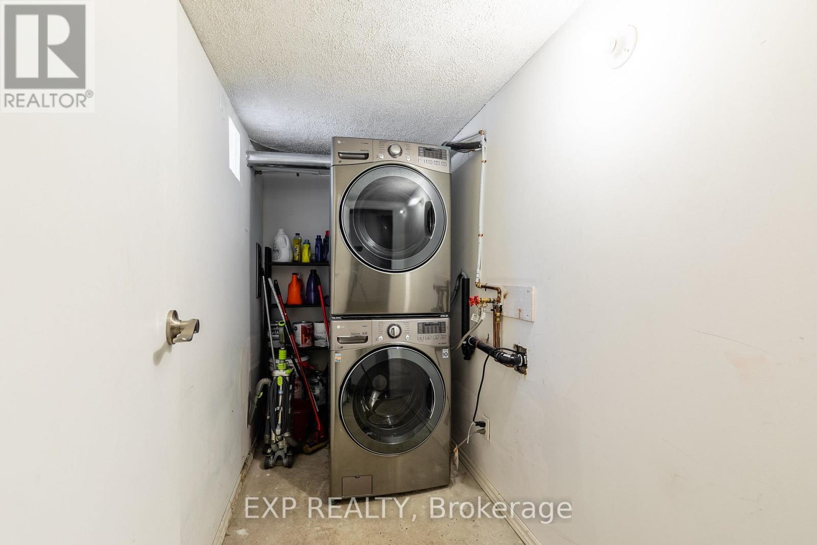 D - 903.5 Bathurst Street, Toronto (Annex), Ontario  M5R 3G4 - Photo 7 - C11977400