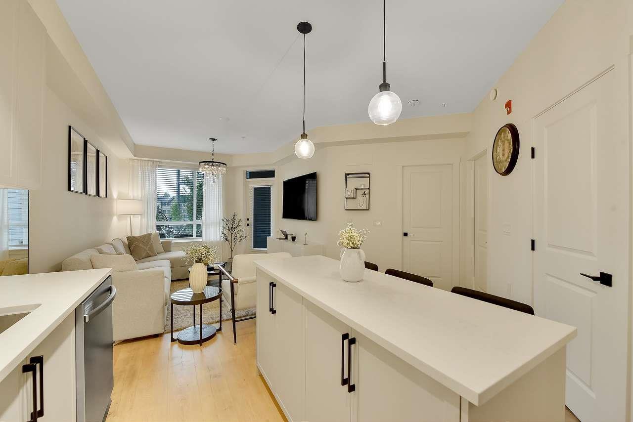202 7506 199a Street, Langley, British Columbia  V4N 3L5 - Photo 6 - R2967894