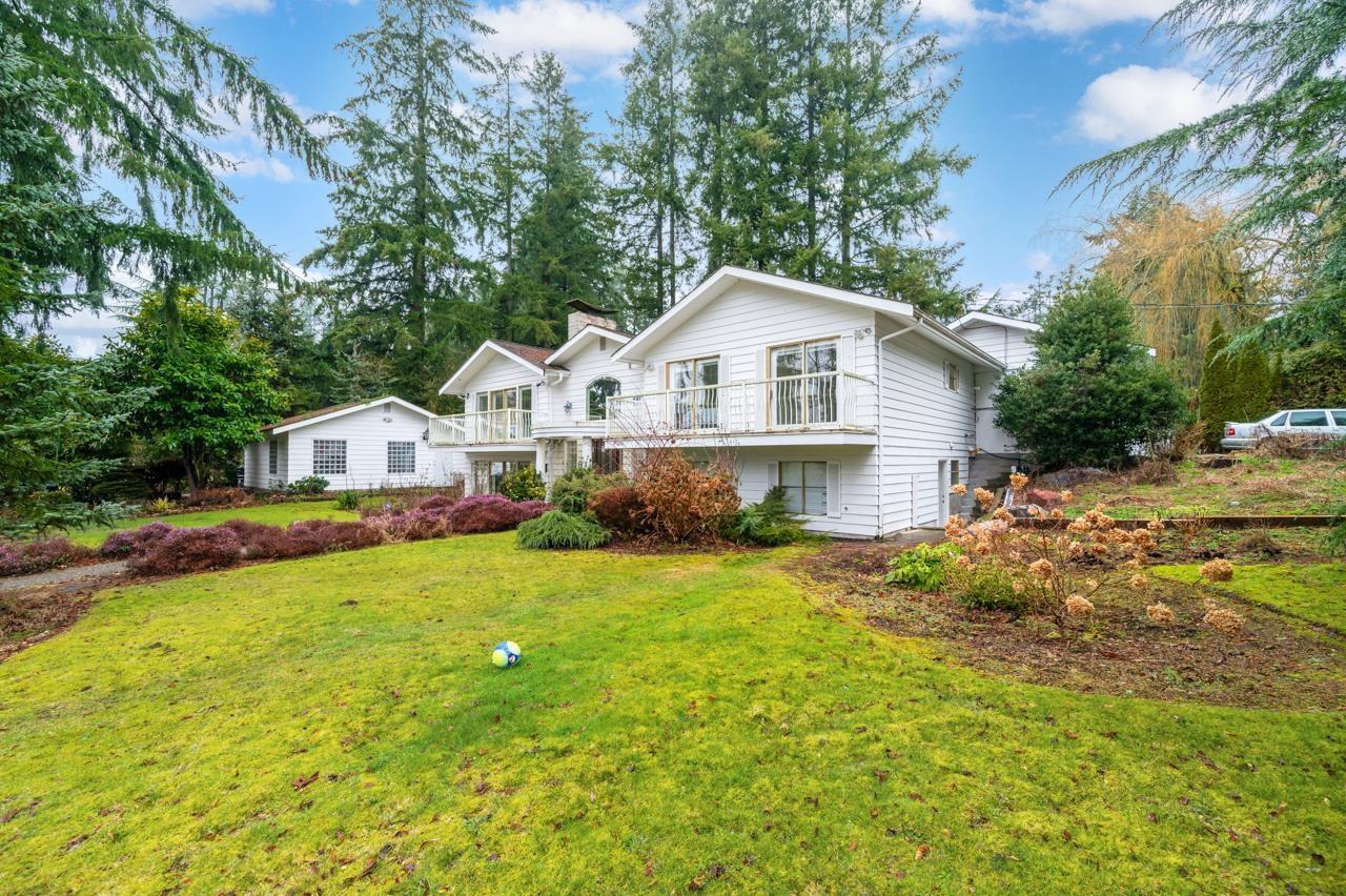 Property at 13595 56 AVENUE image 2