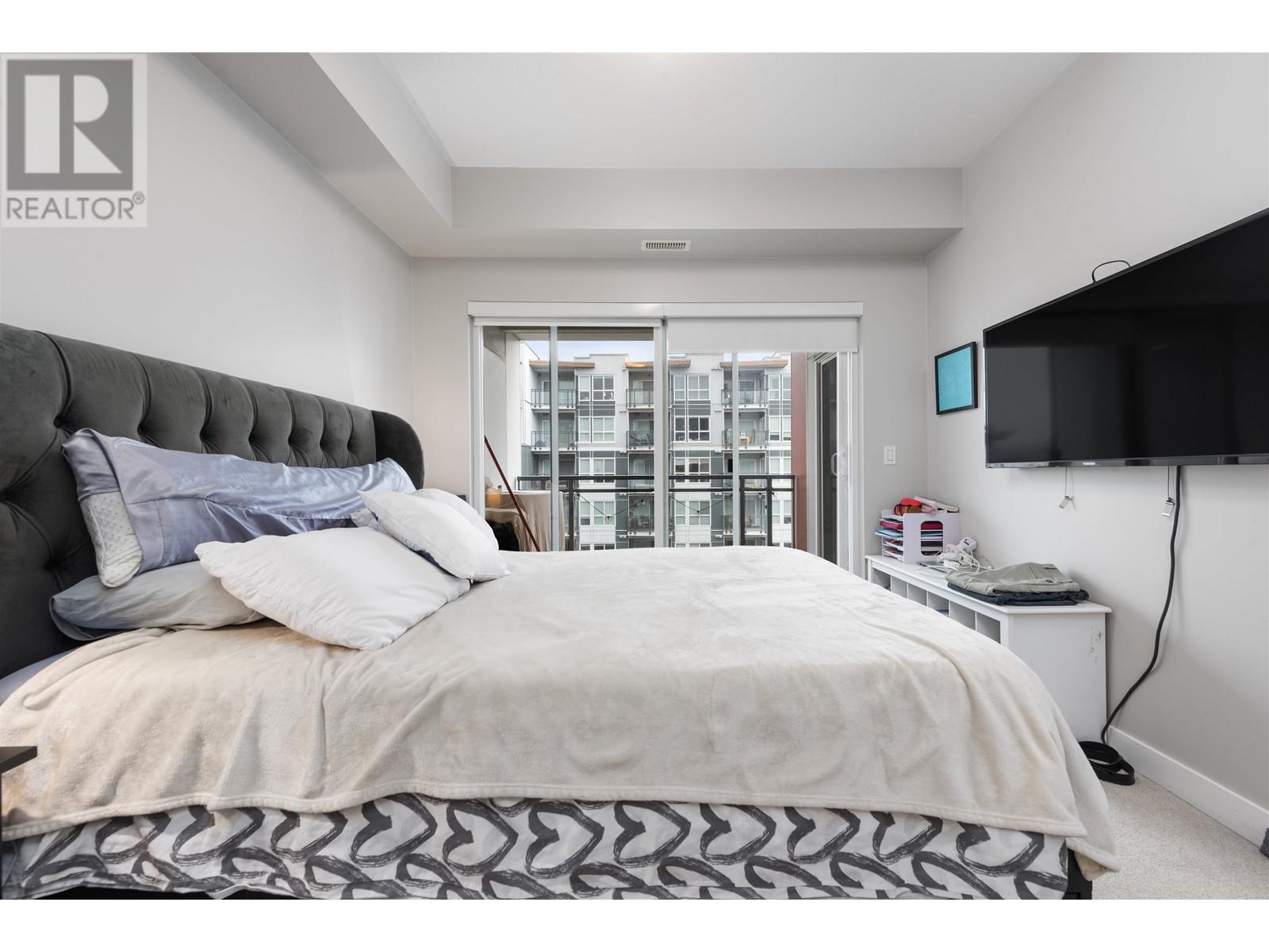 Listing Picture 11 of 32 : 516 10033 RIVER DRIVE, Richmond / 烈治文 - 魯藝地產 Yvonne Lu Group - MLS Medallion Club Member