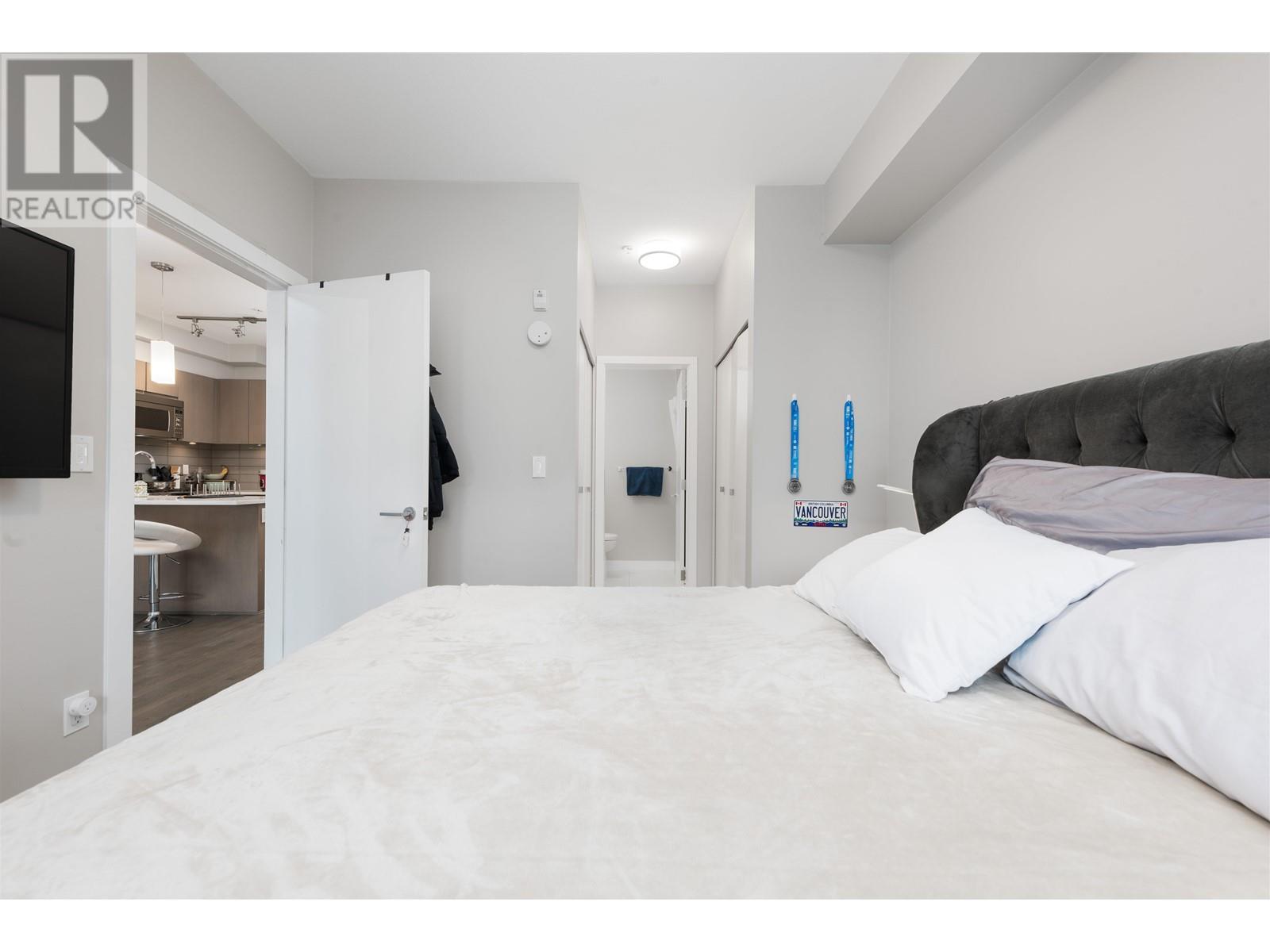 Listing Picture 12 of 32 : 516 10033 RIVER DRIVE, Richmond / 烈治文 - 魯藝地產 Yvonne Lu Group - MLS Medallion Club Member