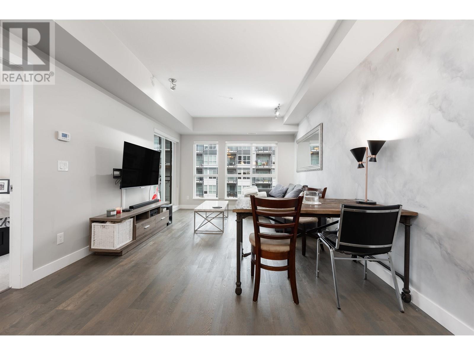 Listing Picture 8 of 32 : 516 10033 RIVER DRIVE, Richmond / 烈治文 - 魯藝地產 Yvonne Lu Group - MLS Medallion Club Member