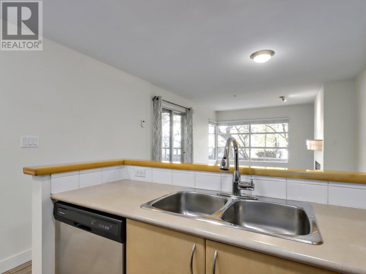 211 2983 W 4th Avenue, Vancouver, British Columbia  V6K 1R5 - Photo 17 - R2967808