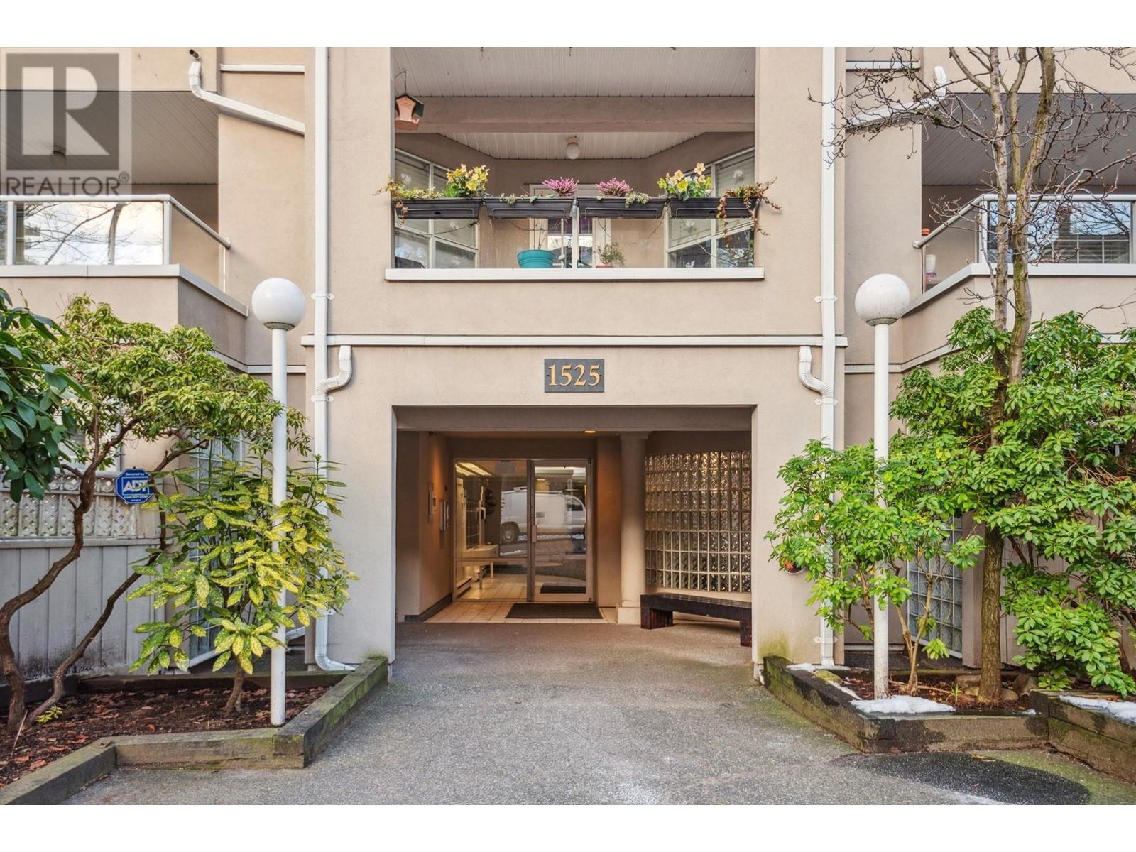 Listing Picture 19 of 25 : 403 1525 PENDRELL STREET, Vancouver / 溫哥華 - 魯藝地產 Yvonne Lu Group - MLS Medallion Club Member