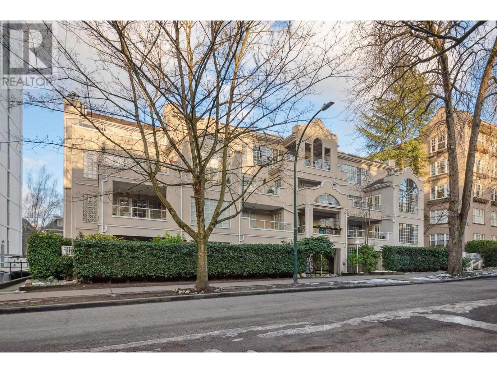 Listing Picture 21 of 25 : 403 1525 PENDRELL STREET, Vancouver / 溫哥華 - 魯藝地產 Yvonne Lu Group - MLS Medallion Club Member