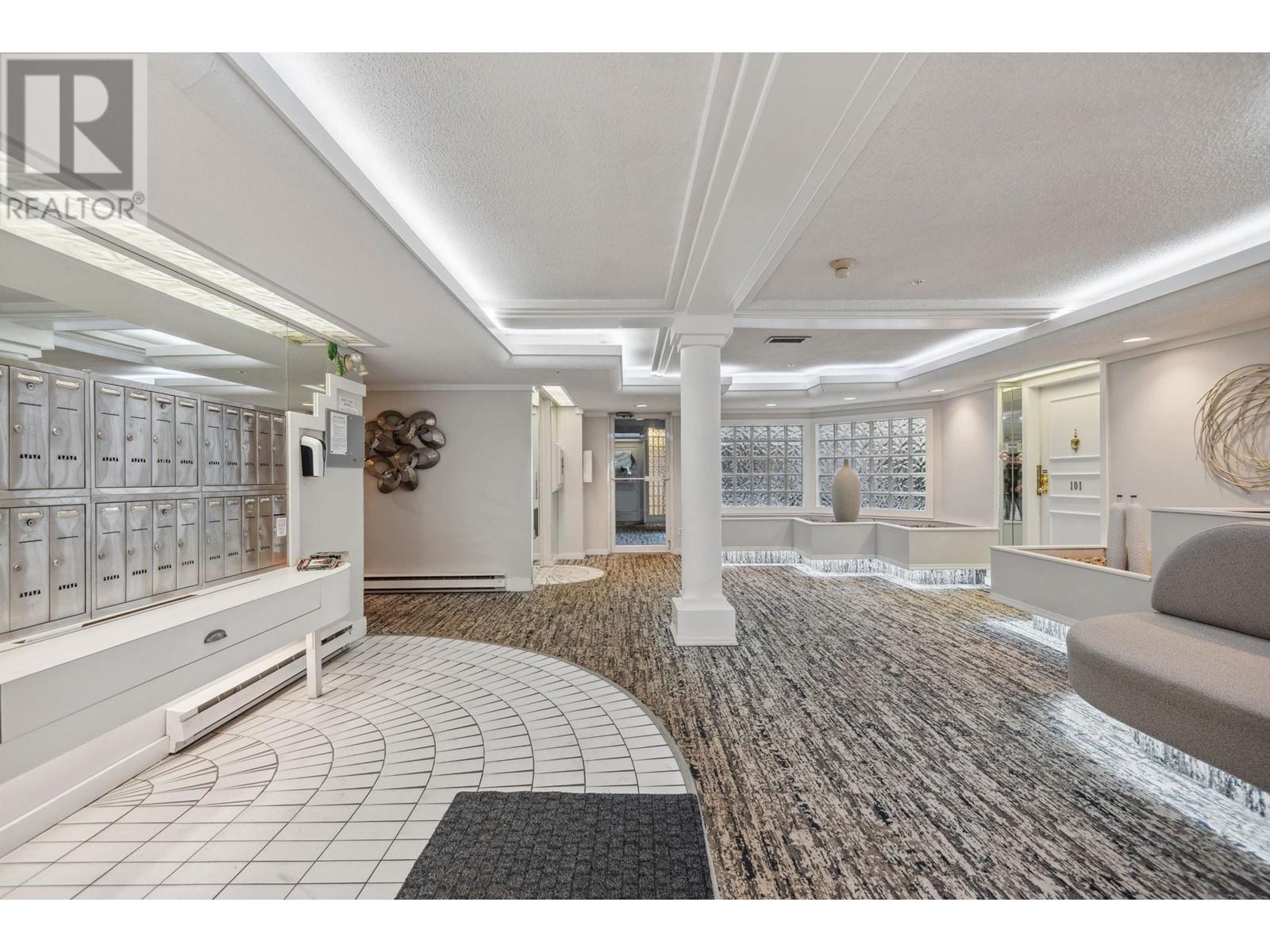 Listing Picture 22 of 25 : 403 1525 PENDRELL STREET, Vancouver / 溫哥華 - 魯藝地產 Yvonne Lu Group - MLS Medallion Club Member