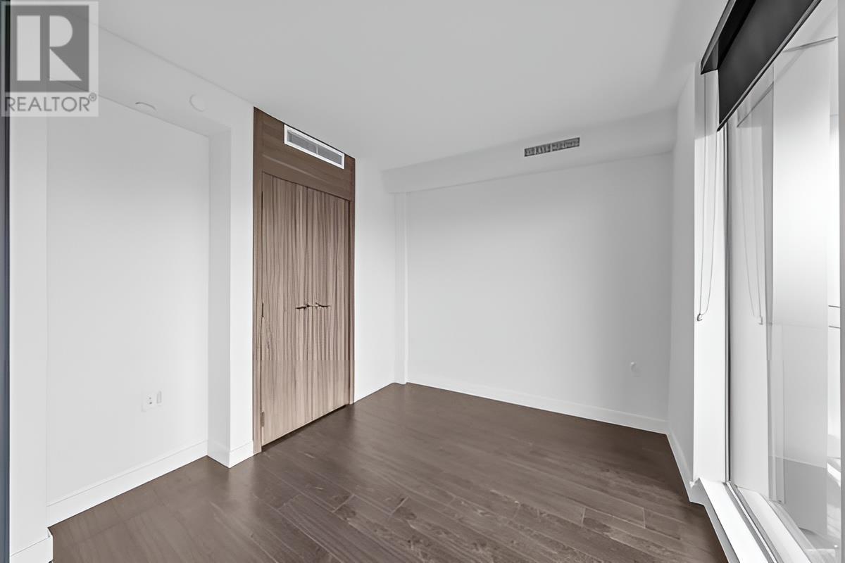 Listing Picture 4 of 11 : 1302 1768 COOK STREET, Vancouver / 溫哥華 - 魯藝地產 Yvonne Lu Group - MLS Medallion Club Member