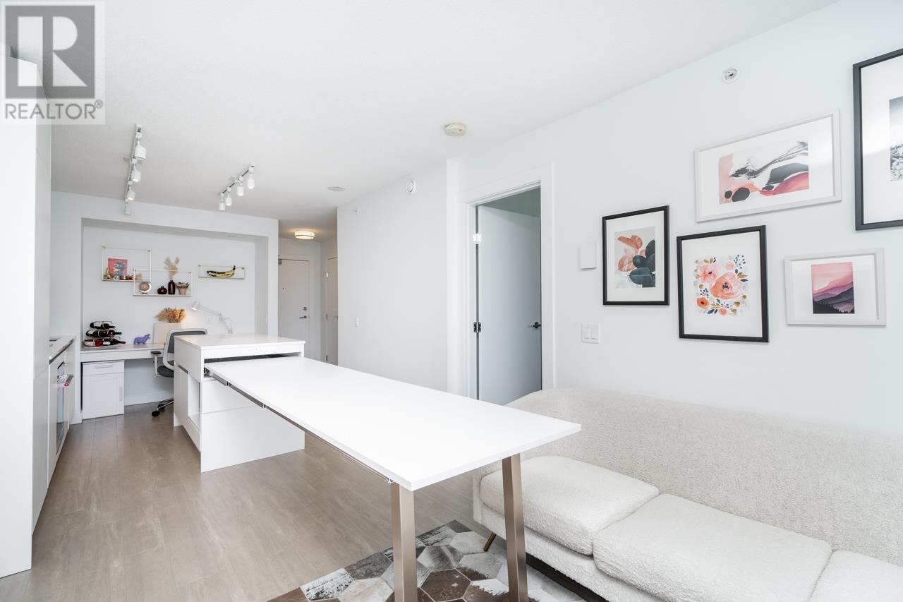 2810 908 Quayside Drive, New Westminster, British Columbia  V3M 0L4 - Photo 15 - R2967848