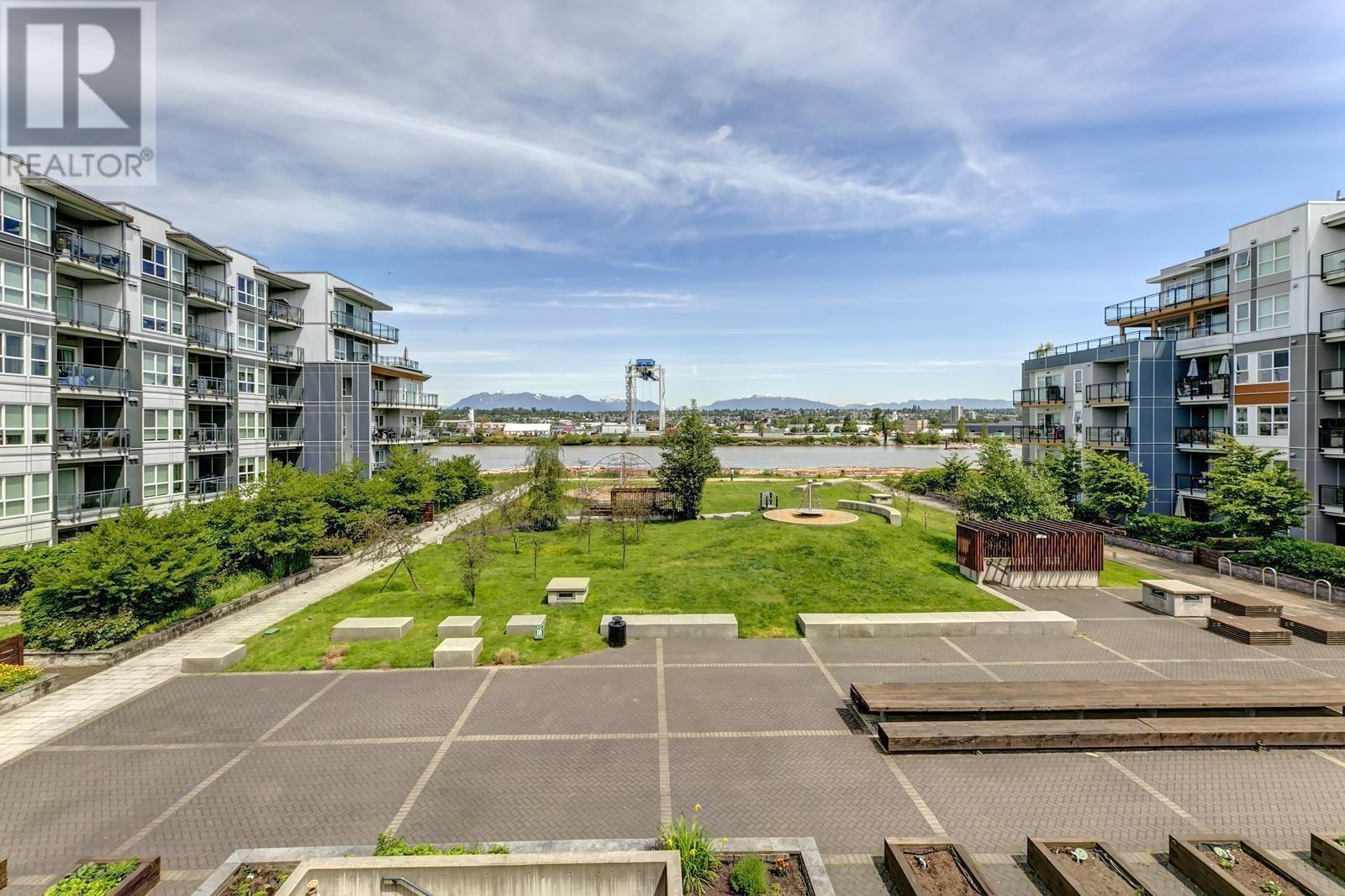 Listing Picture 23 of 25 : 105 10177 RIVER DRIVE, Richmond / 烈治文 - 魯藝地產 Yvonne Lu Group - MLS Medallion Club Member