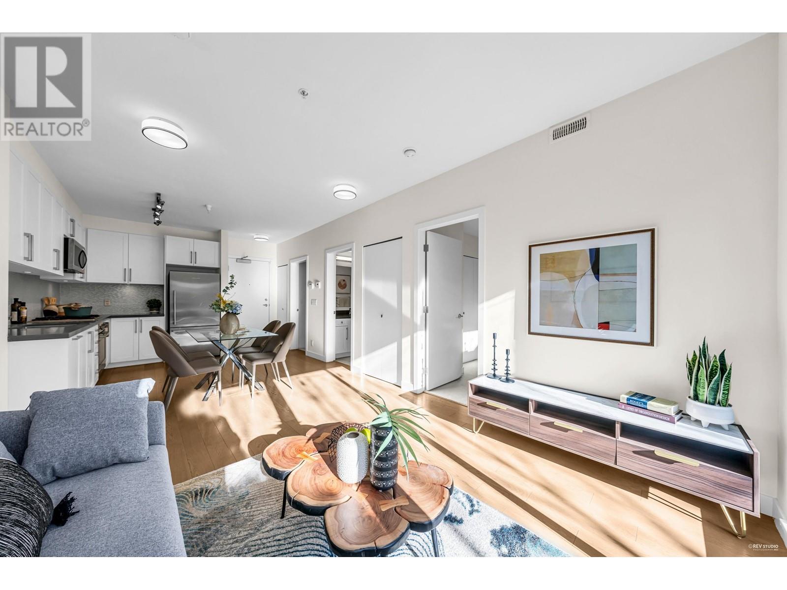 Listing Picture 9 of 25 : 105 10177 RIVER DRIVE, Richmond / 烈治文 - 魯藝地產 Yvonne Lu Group - MLS Medallion Club Member