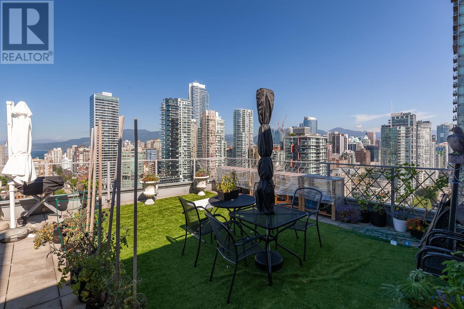 2703 550 PACIFIC STREET, vancouver, British Columbia
