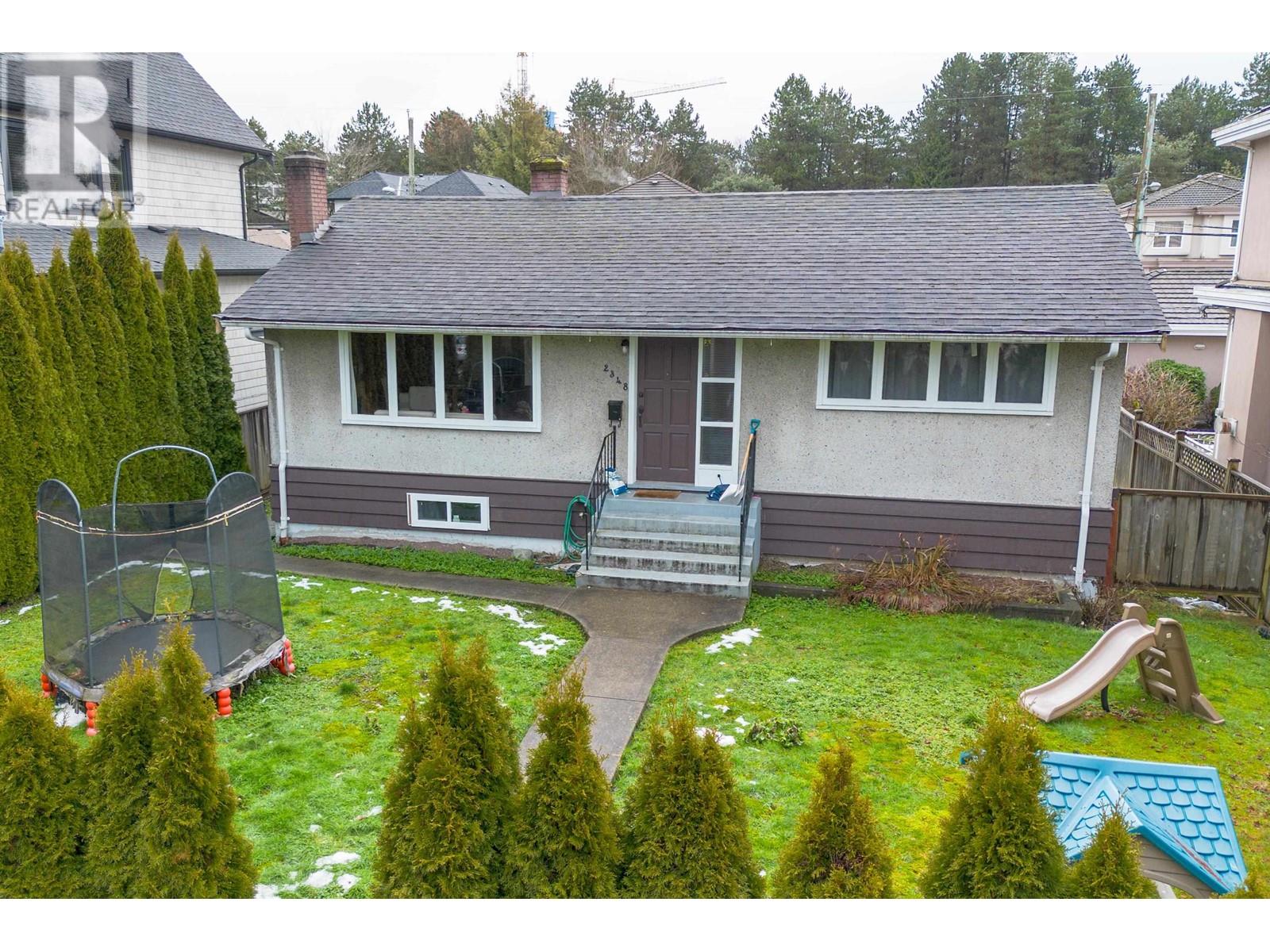 2348 Oliver Crescent, Vancouver, British Columbia  V6L 1S5 - Photo 1 - R2967814