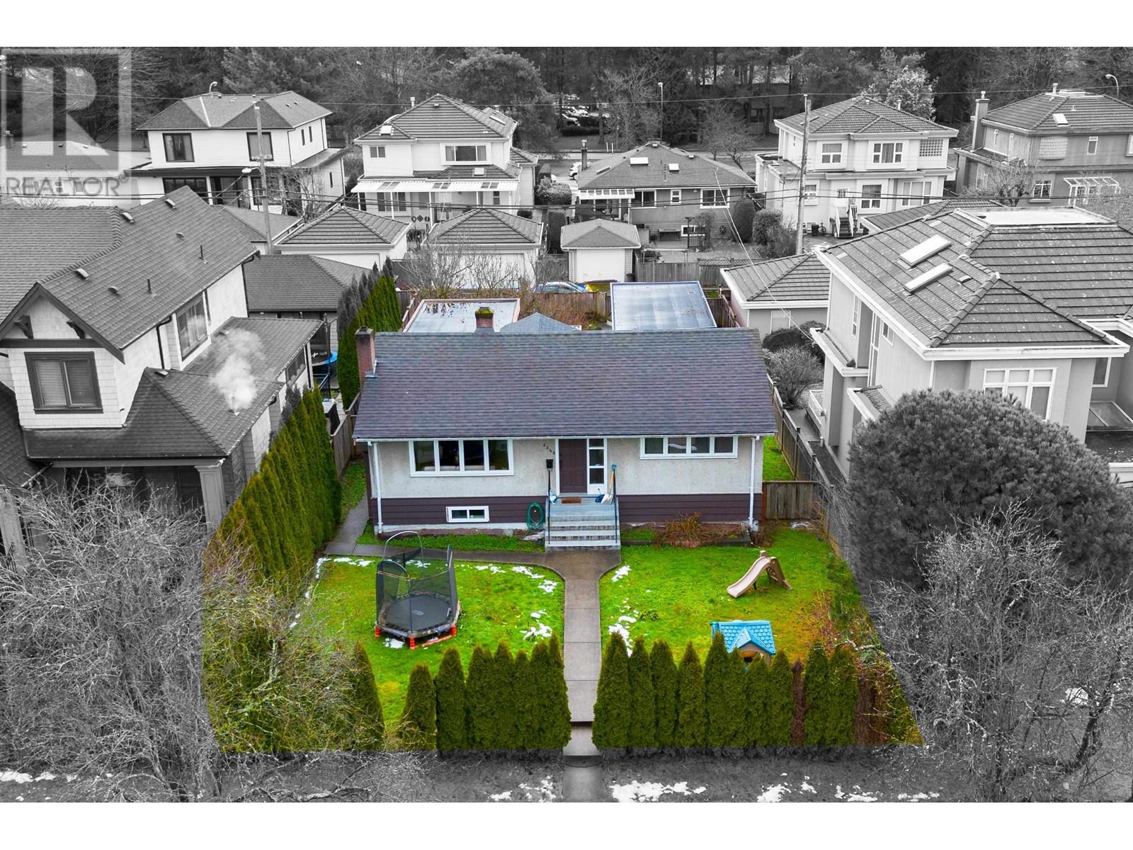 2348 Oliver Crescent, Vancouver, British Columbia  V6L 1S5 - Photo 2 - R2967814