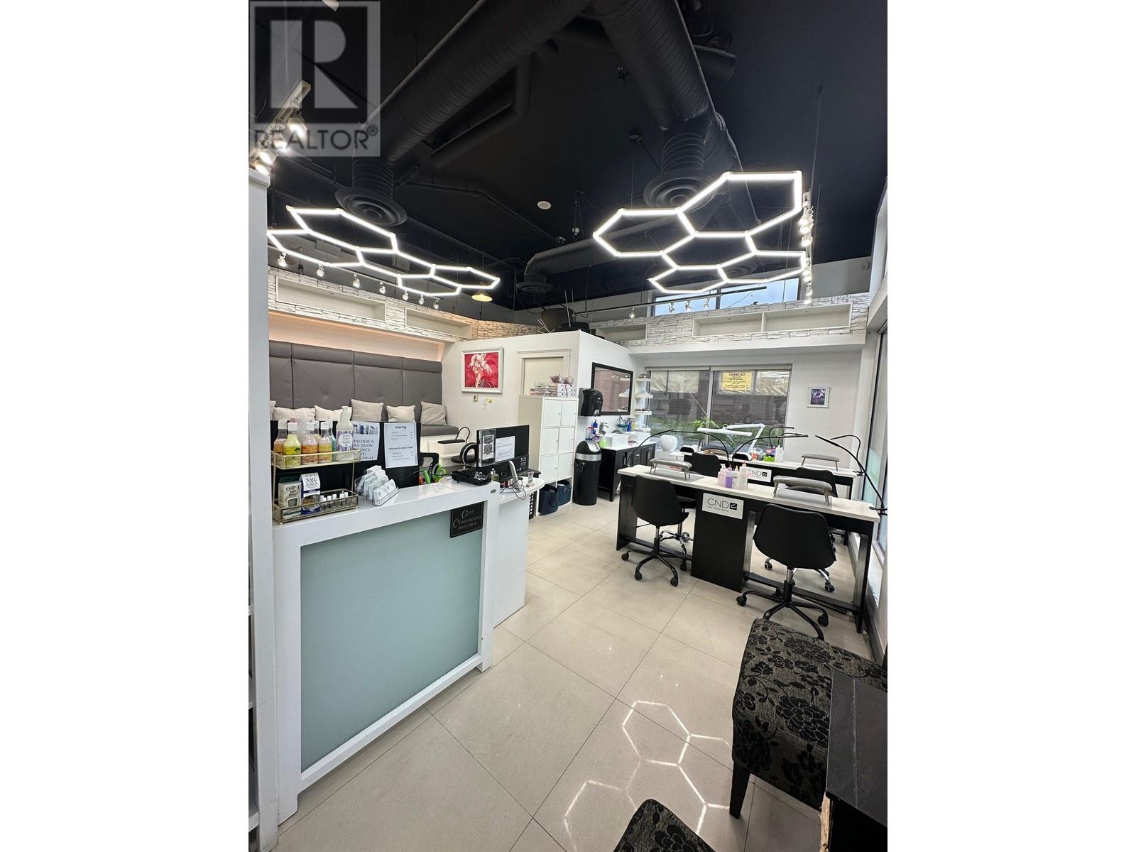 Listing Picture 4 of 4 : 11541 CONFIDENTIAL, Vancouver / 溫哥華 - 魯藝地產 Yvonne Lu Group - MLS Medallion Club Member