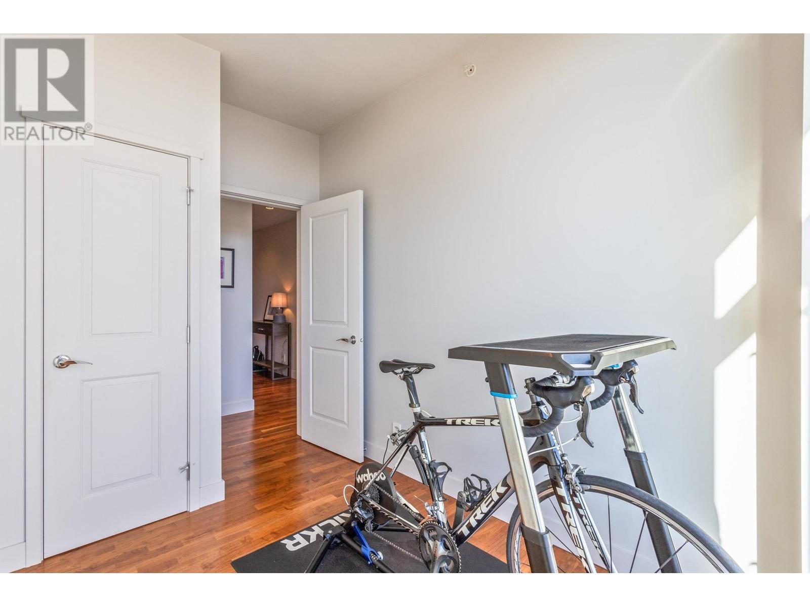 Listing Picture 22 of 30 : 1105 1333 W 11TH AVENUE, Vancouver / 溫哥華 - 魯藝地產 Yvonne Lu Group - MLS Medallion Club Member