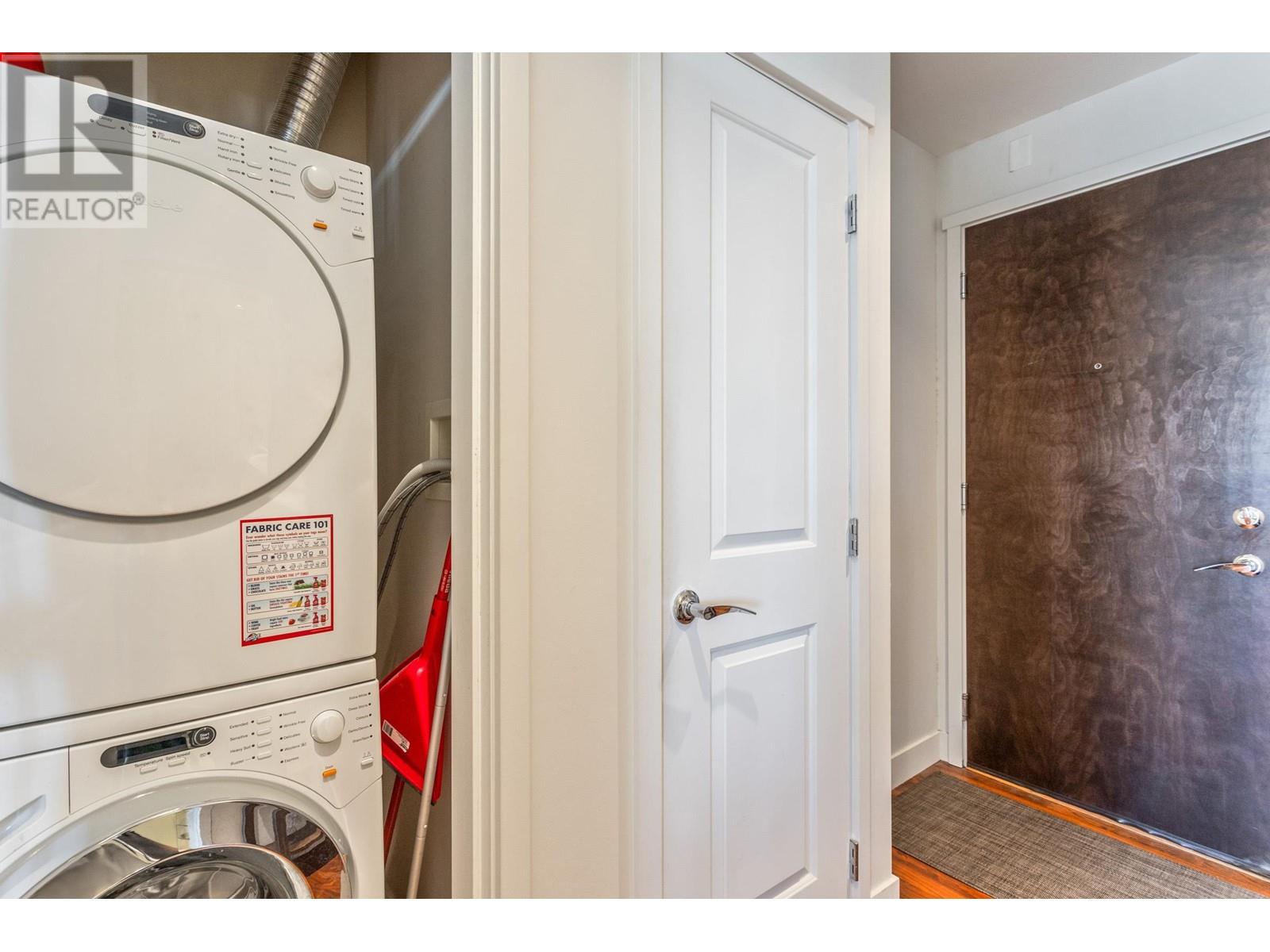 Listing Picture 24 of 30 : 1105 1333 W 11TH AVENUE, Vancouver / 溫哥華 - 魯藝地產 Yvonne Lu Group - MLS Medallion Club Member