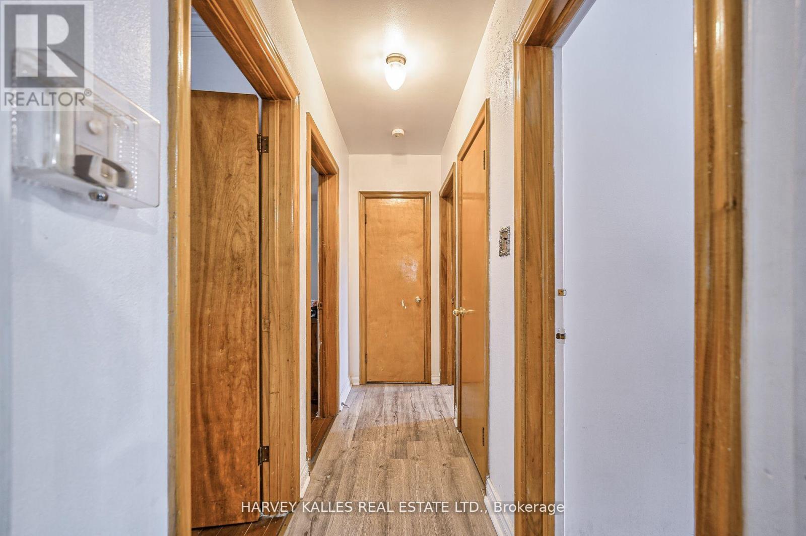 40 Dominion Road, Toronto (Long Branch), Ontario  M8W 1J7 - Photo 13 - W11977475