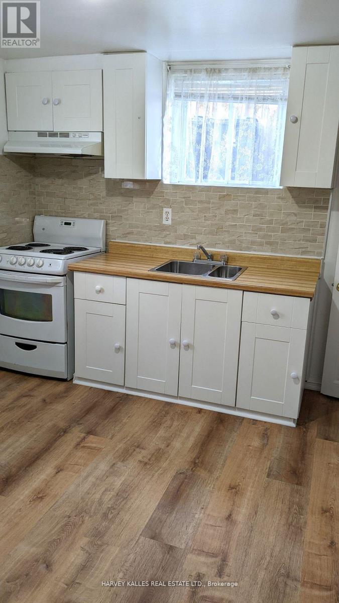 40 Dominion Road, Toronto (Long Branch), Ontario  M8W 1J7 - Photo 16 - W11977475