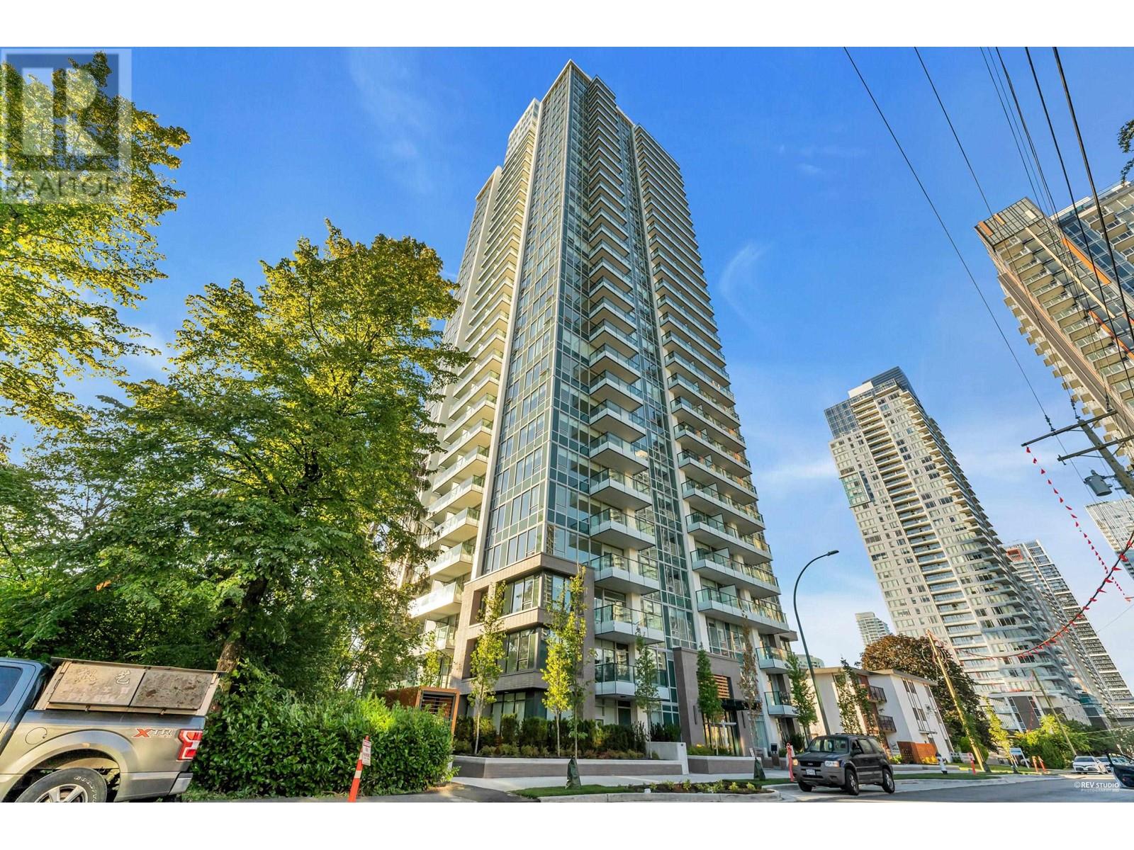 Listing Picture 2 of 34 : 1502 6463 SILVER AVENUE, Burnaby / 本拿比 - 魯藝地產 Yvonne Lu Group - MLS Medallion Club Member