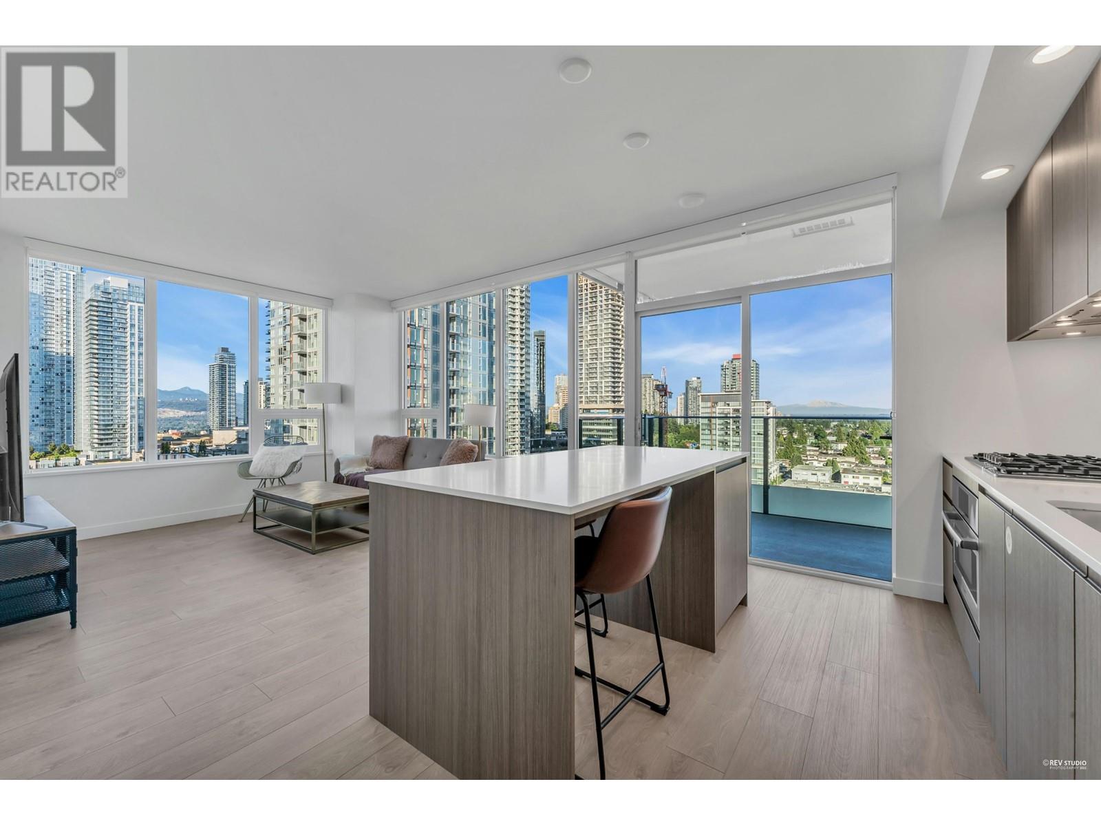 Listing Picture 9 of 34 : 1502 6463 SILVER AVENUE, Burnaby / 本拿比 - 魯藝地產 Yvonne Lu Group - MLS Medallion Club Member