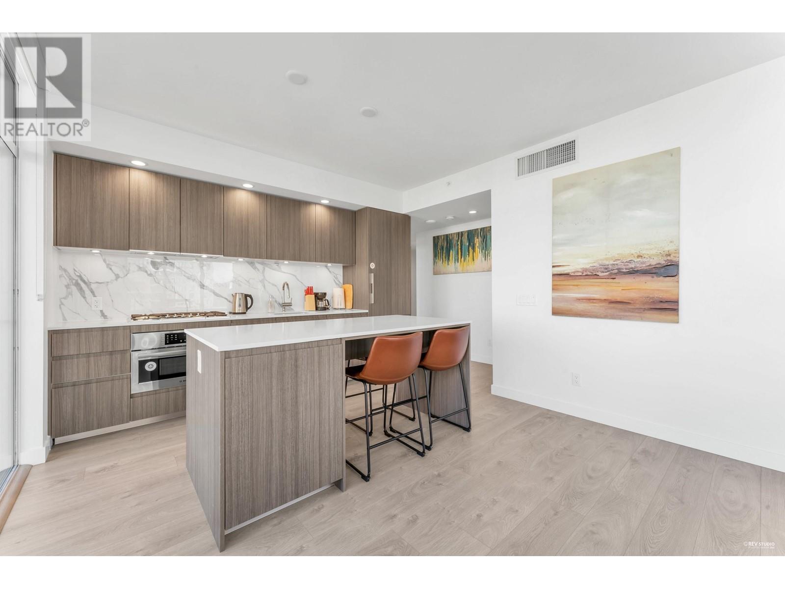 Listing Picture 11 of 34 : 1502 6463 SILVER AVENUE, Burnaby / 本拿比 - 魯藝地產 Yvonne Lu Group - MLS Medallion Club Member