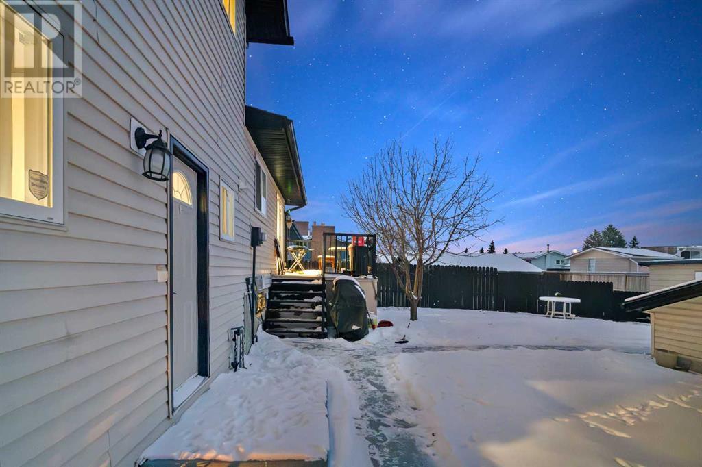 Property at 748 Rundleridge Drive NE image 4