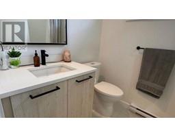 1372 MARINASIDE PLACE